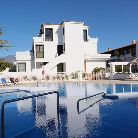 Apartment Golf Dreams